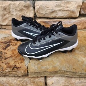 Nike Black and Gray Athletic Cleats